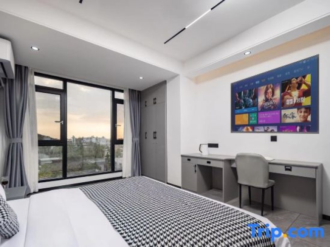 Premier room