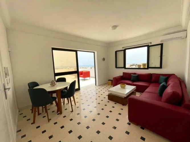 Apartment with sea view