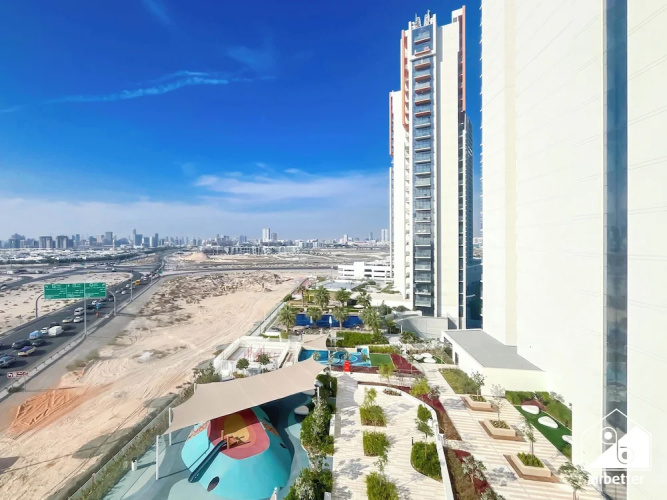 Modern 2BR Haven in Golf Gate Pool & Gym Access