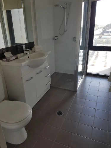 Watt Street Studio With Ocean Views