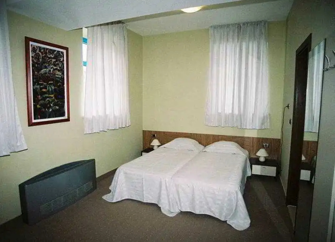 Anna-Kristina Hotel