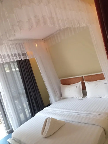 Meltonia Luxury Inn