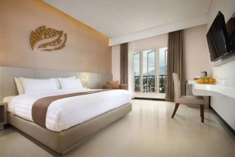 Deluxe Double room with balcony