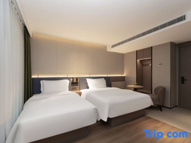Premium Twin room