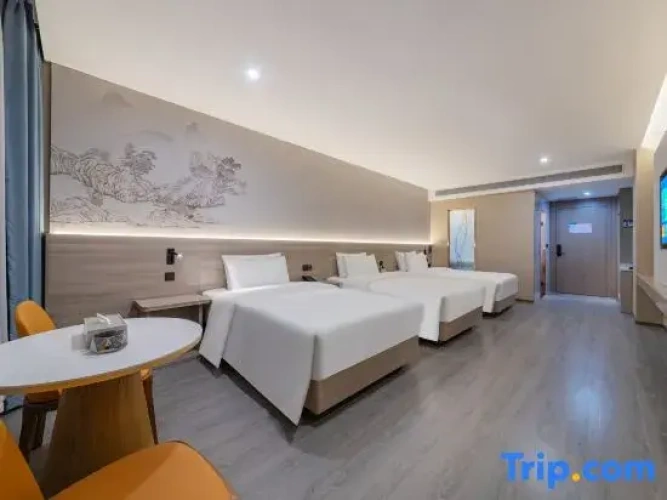 Business Triple room
