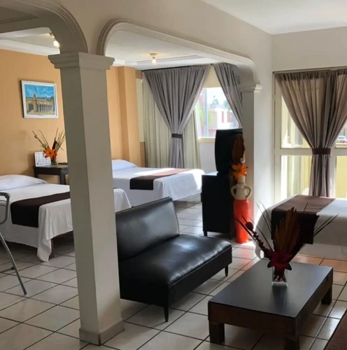 Standard Triple room