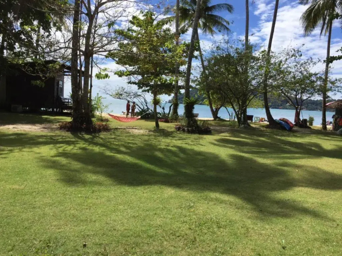Bangbaobeach Resort