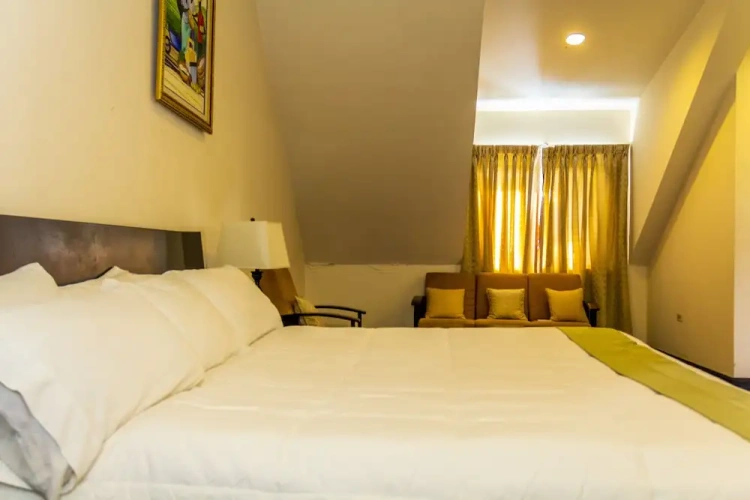 1 Bedroom Junior Suite with mountain view