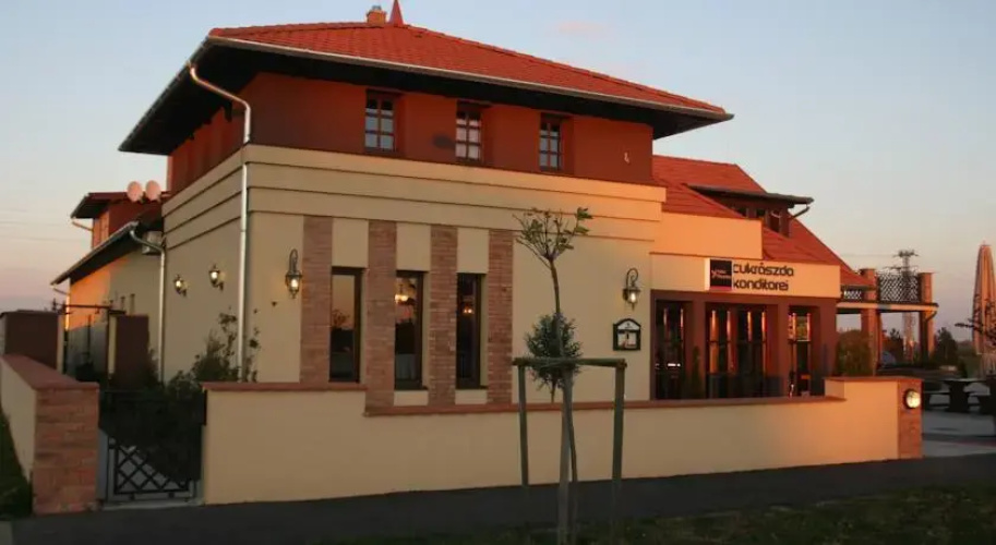 Villa Rosato