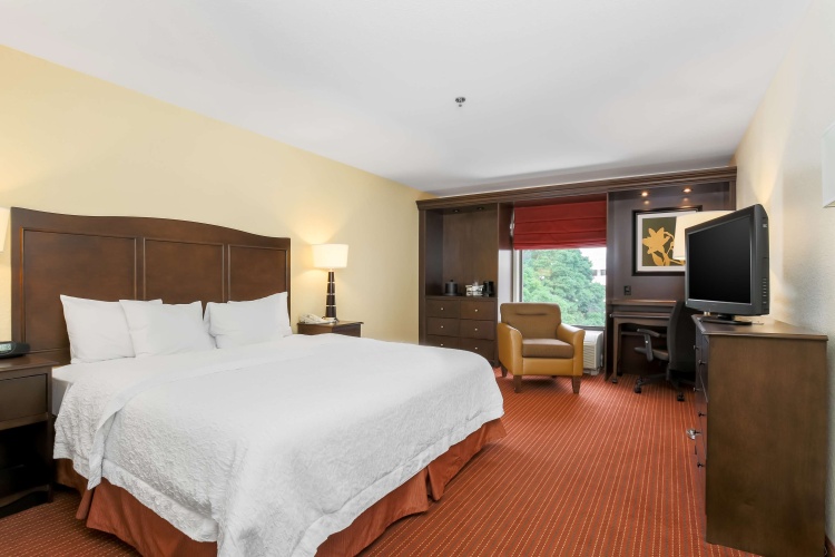 Hampton Inn Champaign/Urbana photo 7