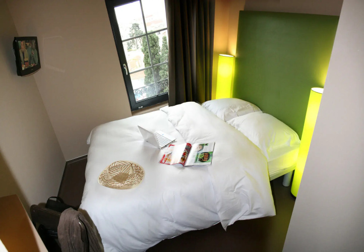7 Art Hotel Cannes