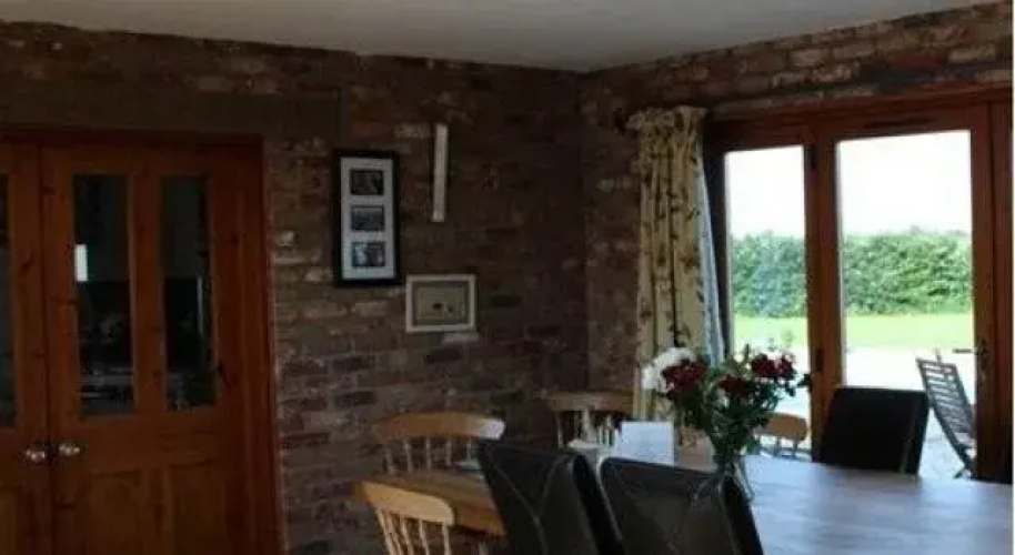 Kings Barn Farmhouse Bed & Breakfast