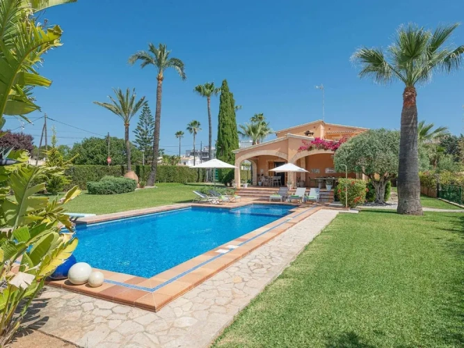 Villa