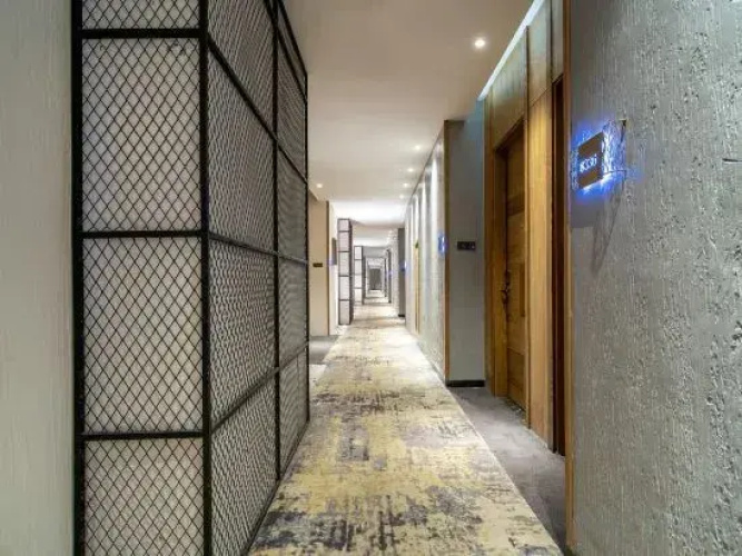 Vintage Hotel