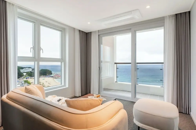 Premier Suite with balcony