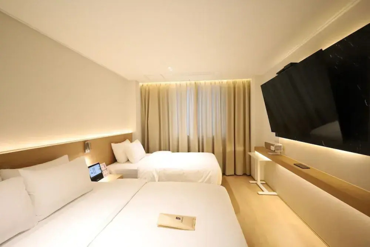 JungGam Hotel