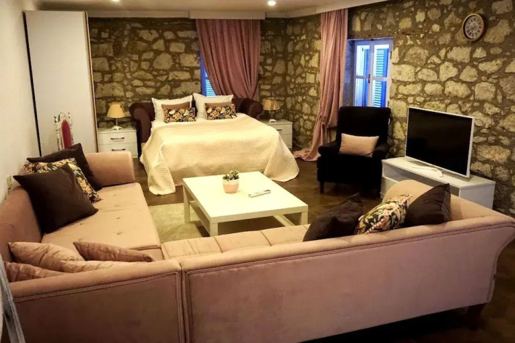 Simira Hotel