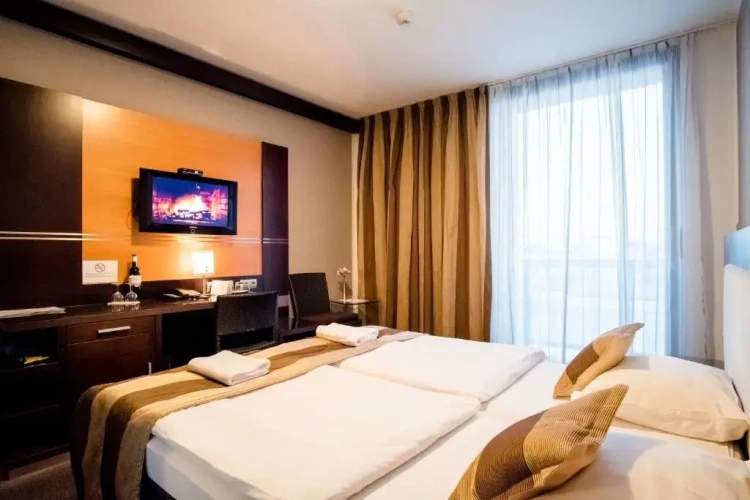 Executive Double room with balcony and with view
