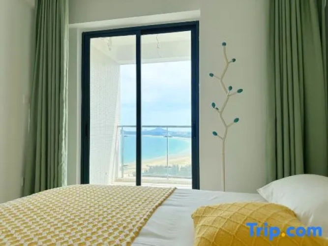 2 Bedrooms Suite with balcony and with sea view