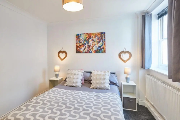 Host Stay Seaside Apartment