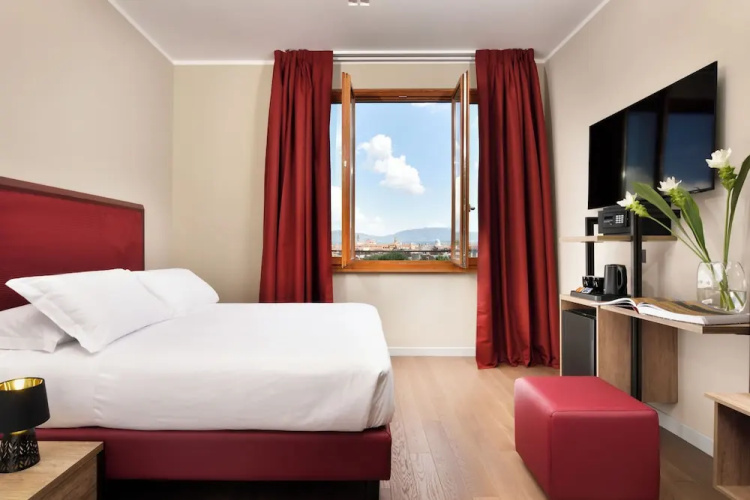 Essence Hotel