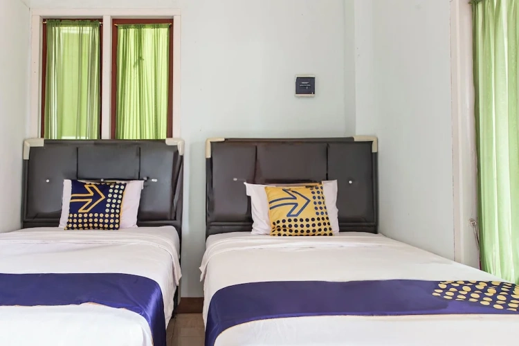 Economy Twin room