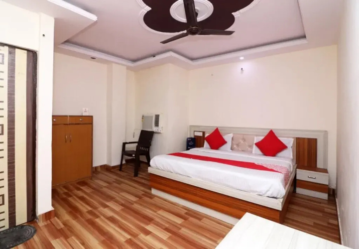 Hotel Keshav