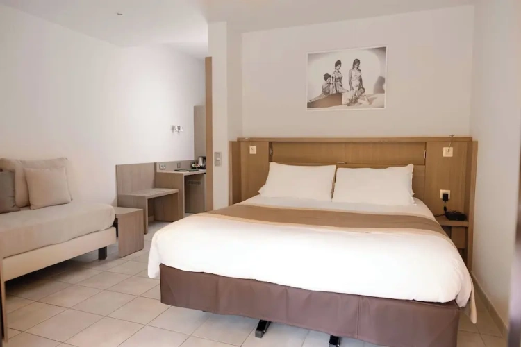 Standard Double room with balcony
