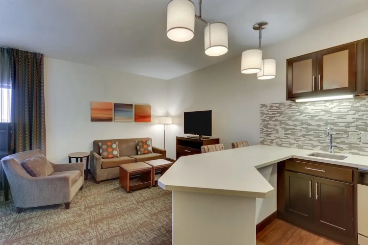 Quadruple Suite