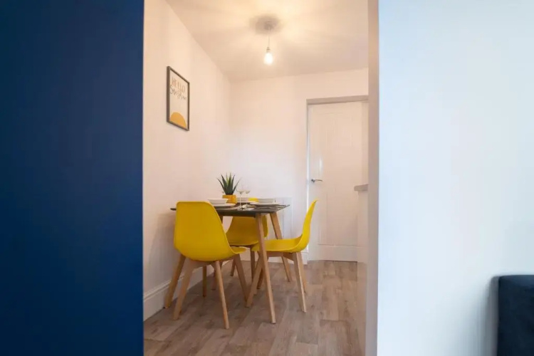 River View Home - 2 bed