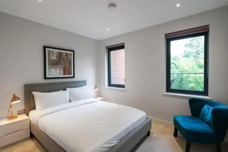 The Hampstead Crib - Bewitching 2bdr Flat With Balcony