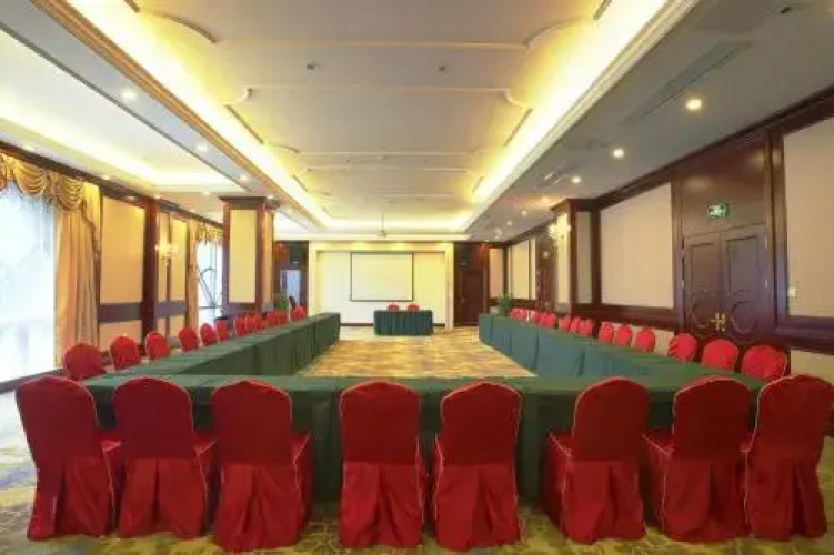 Vienna Hotel Changnan