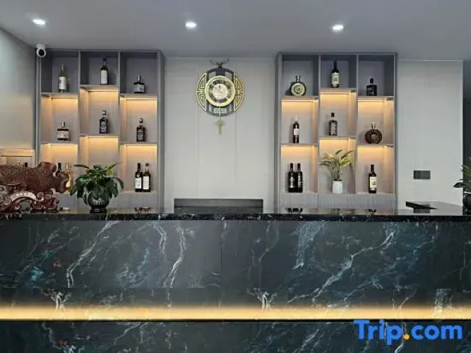 Xinyu Business Hotel