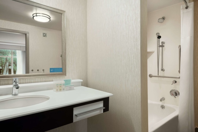 Hampton Inn & Suites Rosemont Chicago O'Hare photo 10