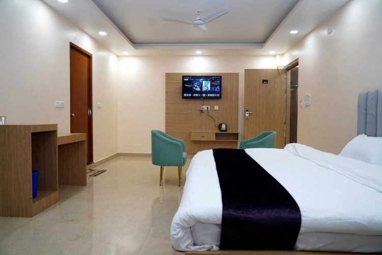 Superior room