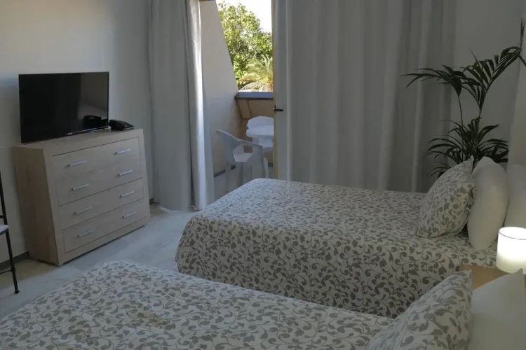 Single Studio with balcony