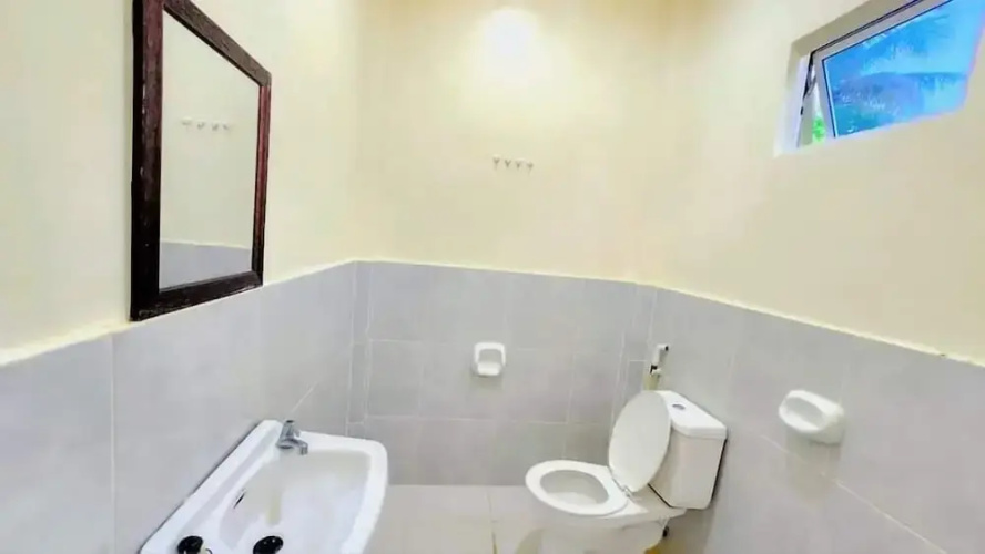 8hotel