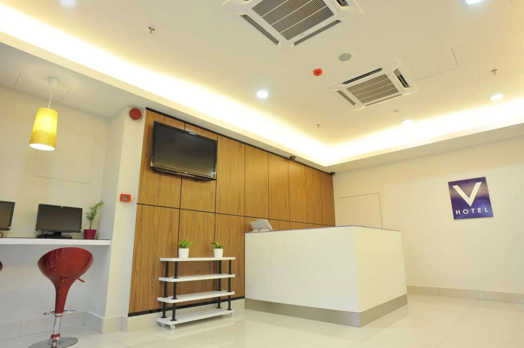 V Hotel