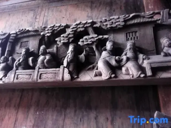 Yihong Hotel