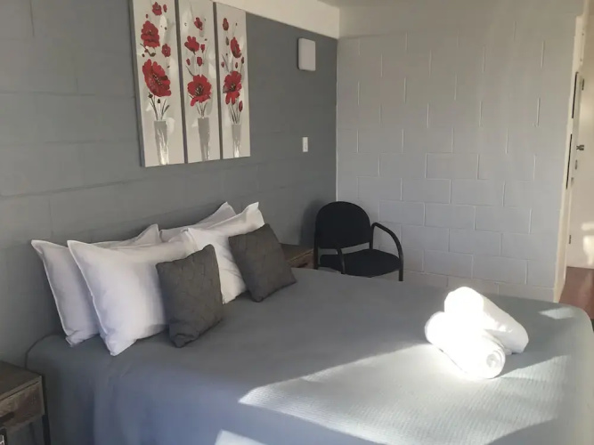 Raceway Motel