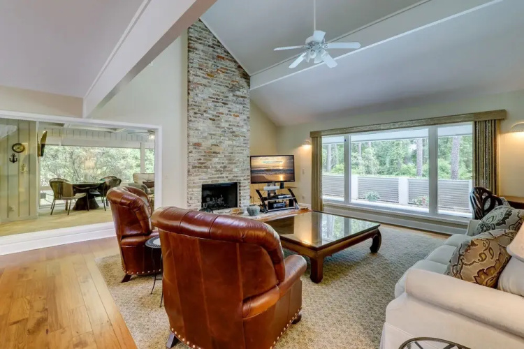 78 Baynard Cove