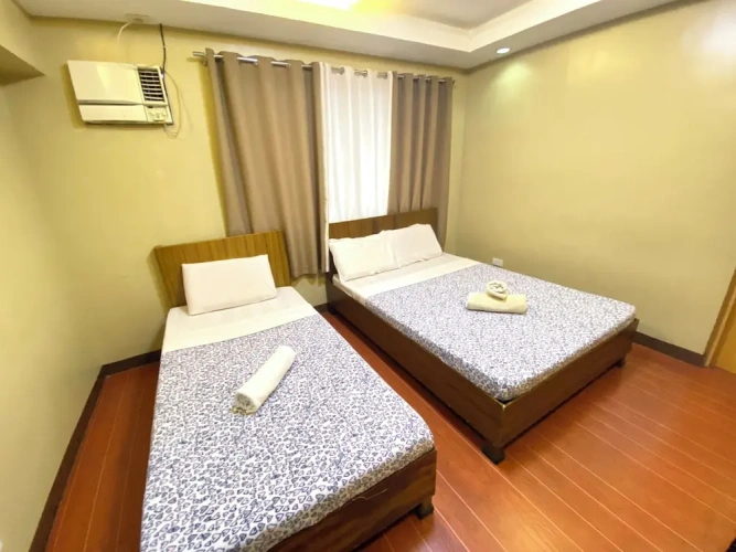 Standard Triple room