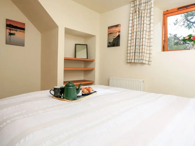 Hope Cottage, Lower Idston