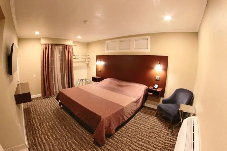 Standard Double room with balcony