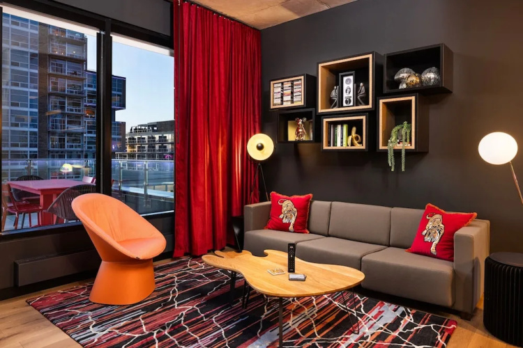 Moxy Madison Downtown