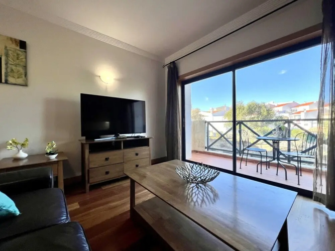 Albufeira Modern 4 With Pool by Homing