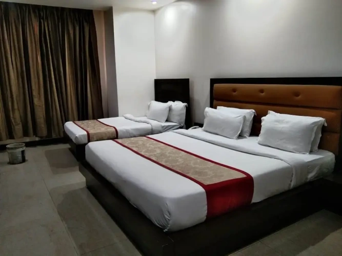 Standard Triple Family room