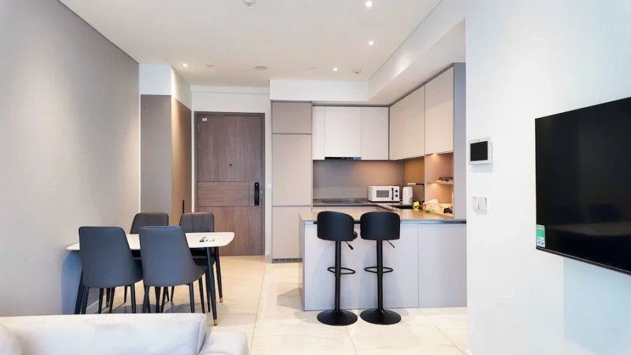 2 Bedrooms Apartment