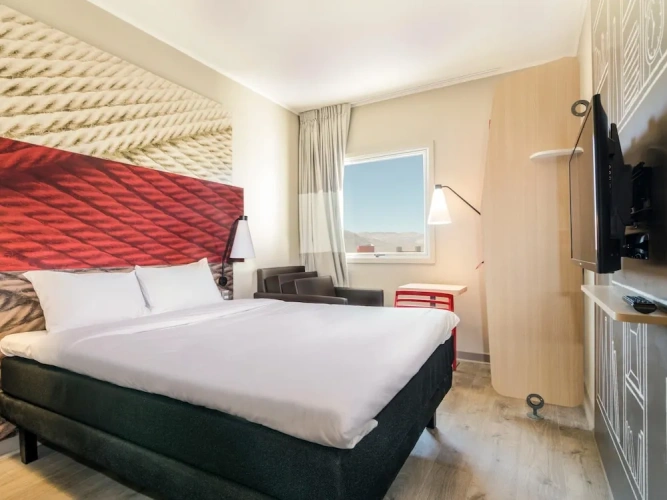 Comfort room