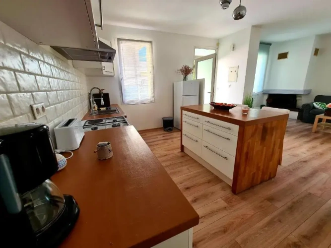 2 Bedrooms Cottage